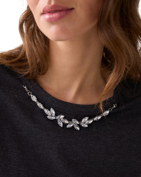 T-Shirt met necklace