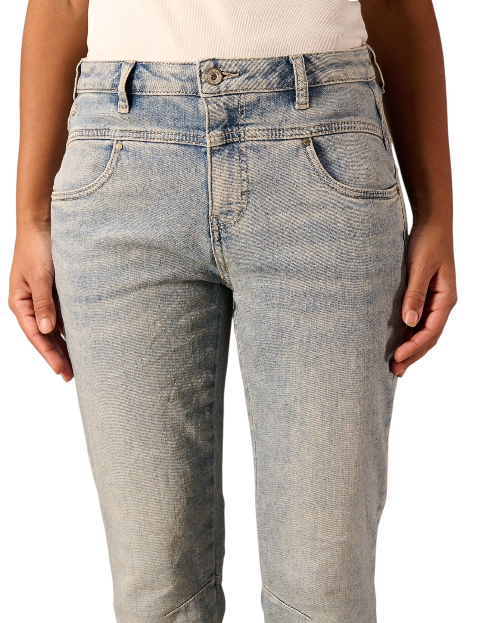 Tapered Ankle Jeanshose Nile Light Denim S