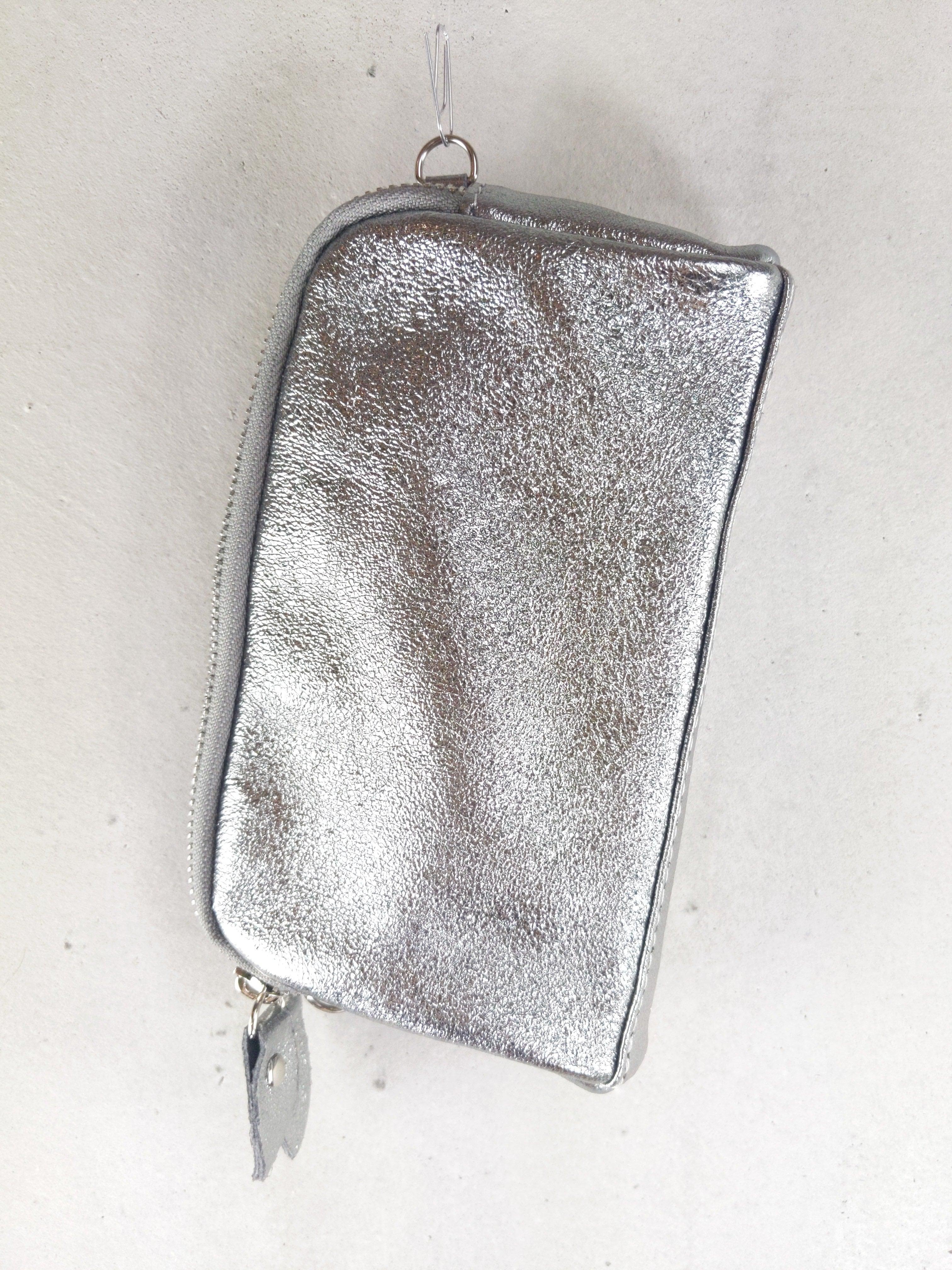 Kolibri Ulm - Kleine Ledertasche mit doppeltem Reißverschluss - kolibri-ulm.de - Accessoires, Bag, Handtasche, Handytasche, Leder, Ledertadsche, Ledertasche, Ledertaschen, Tasche