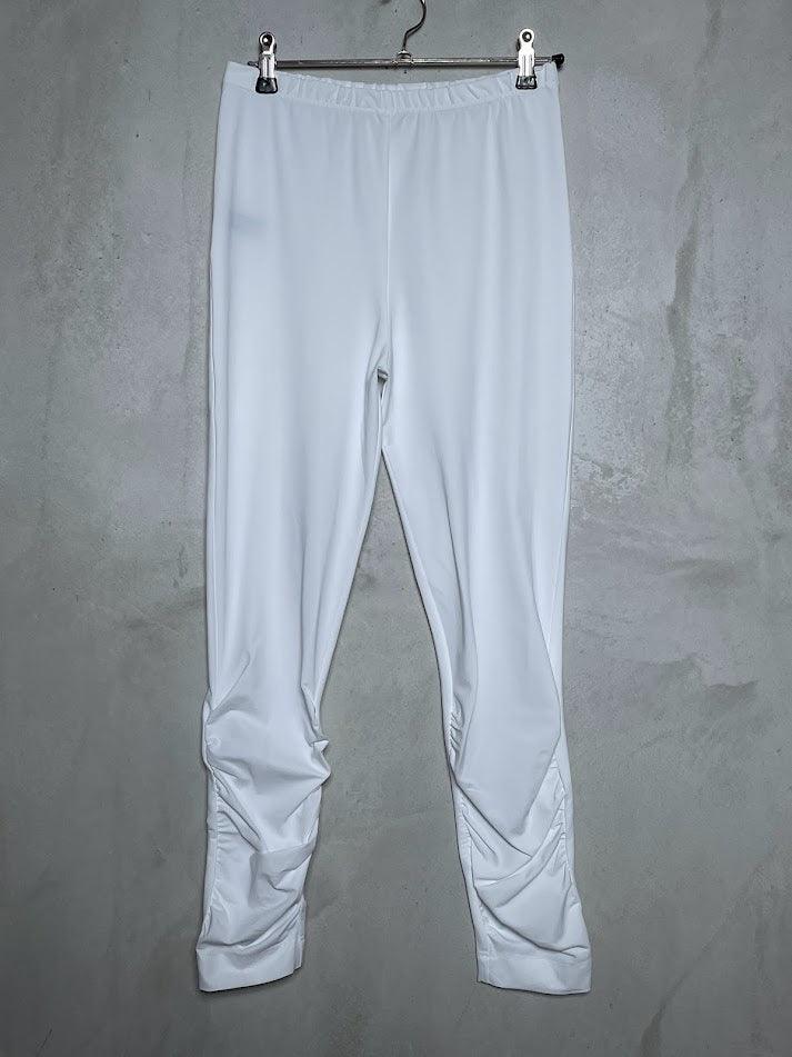 Basic 3/4 leggings with ruffles