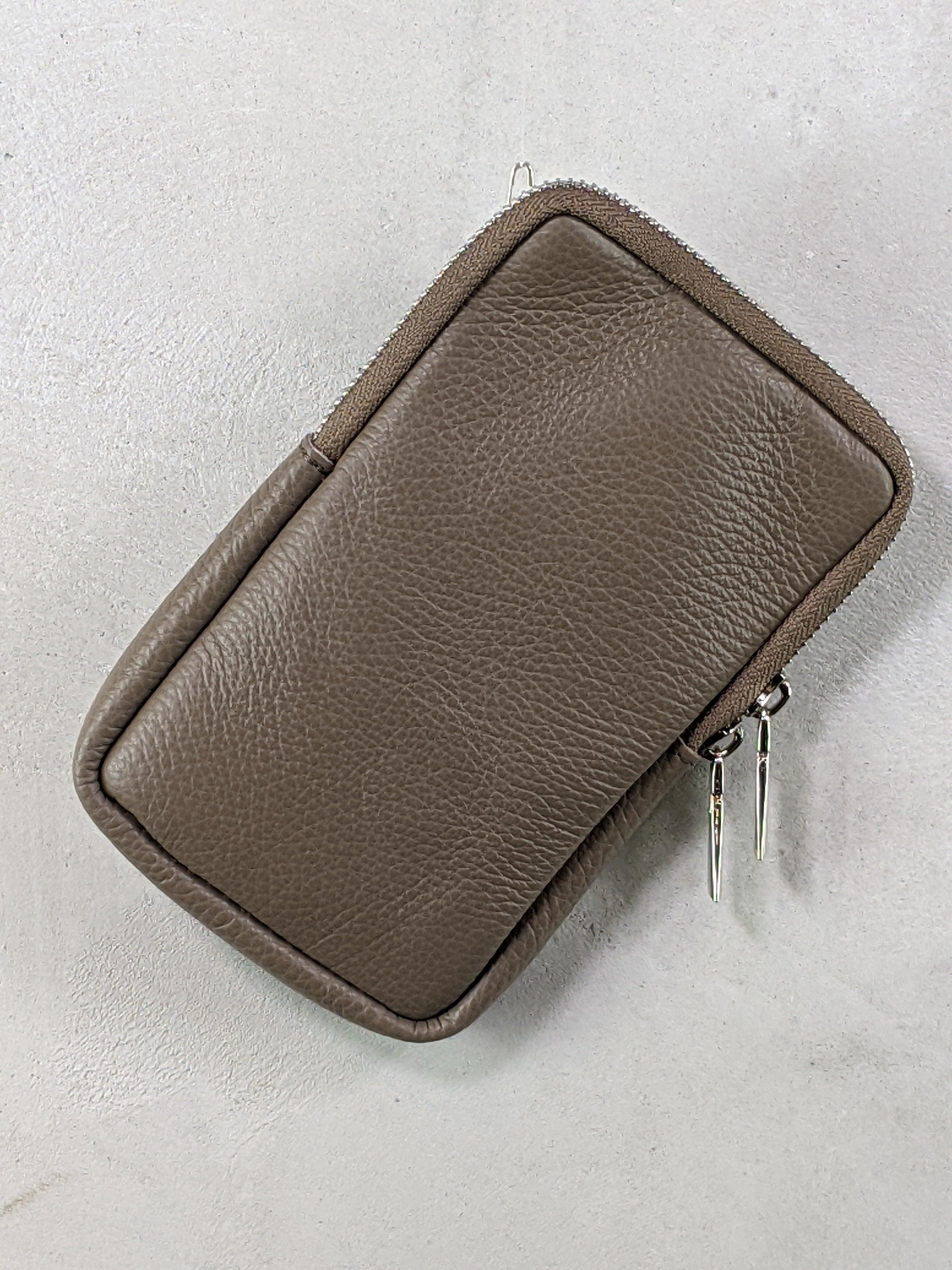 Kolibri Ulm - Handytasche aus Leder - kolibri-ulm.de - Accessoires, Bag, City, Clutch, Damen, Handtasche, Leder, Ledertasche, look1, Party, Schultertasche, Umhängetasche