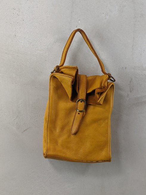 Kleine Ledertasche aus Waschleder