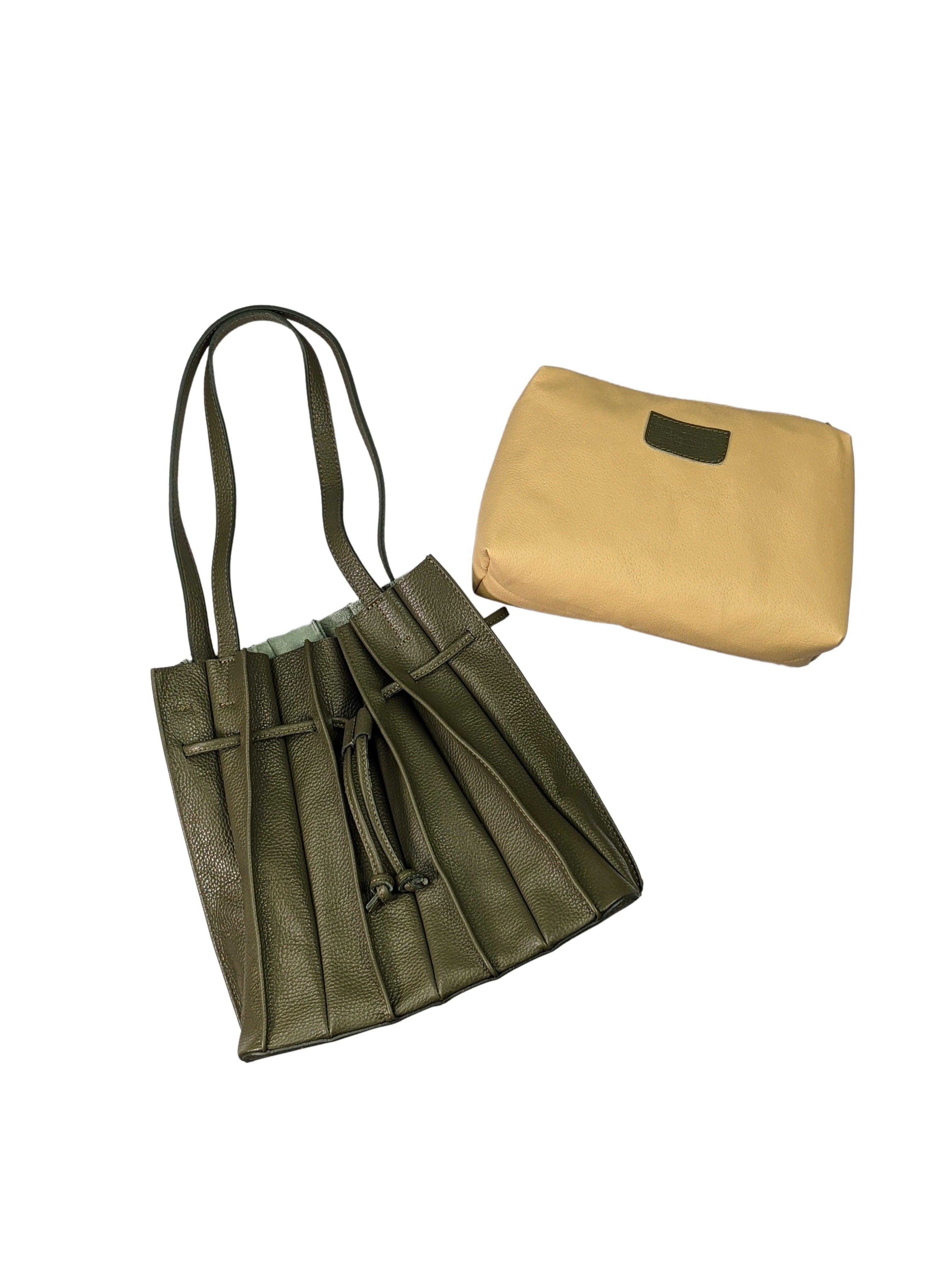 Kolibri Ulm - Handtasche mit Falten und Innenbeutel - kolibri-ulm.de - Accessoires, Damen, Handtasche, Handtaschen, Ledertasche, Ledertaschen, SS22, Tasche, Taschen