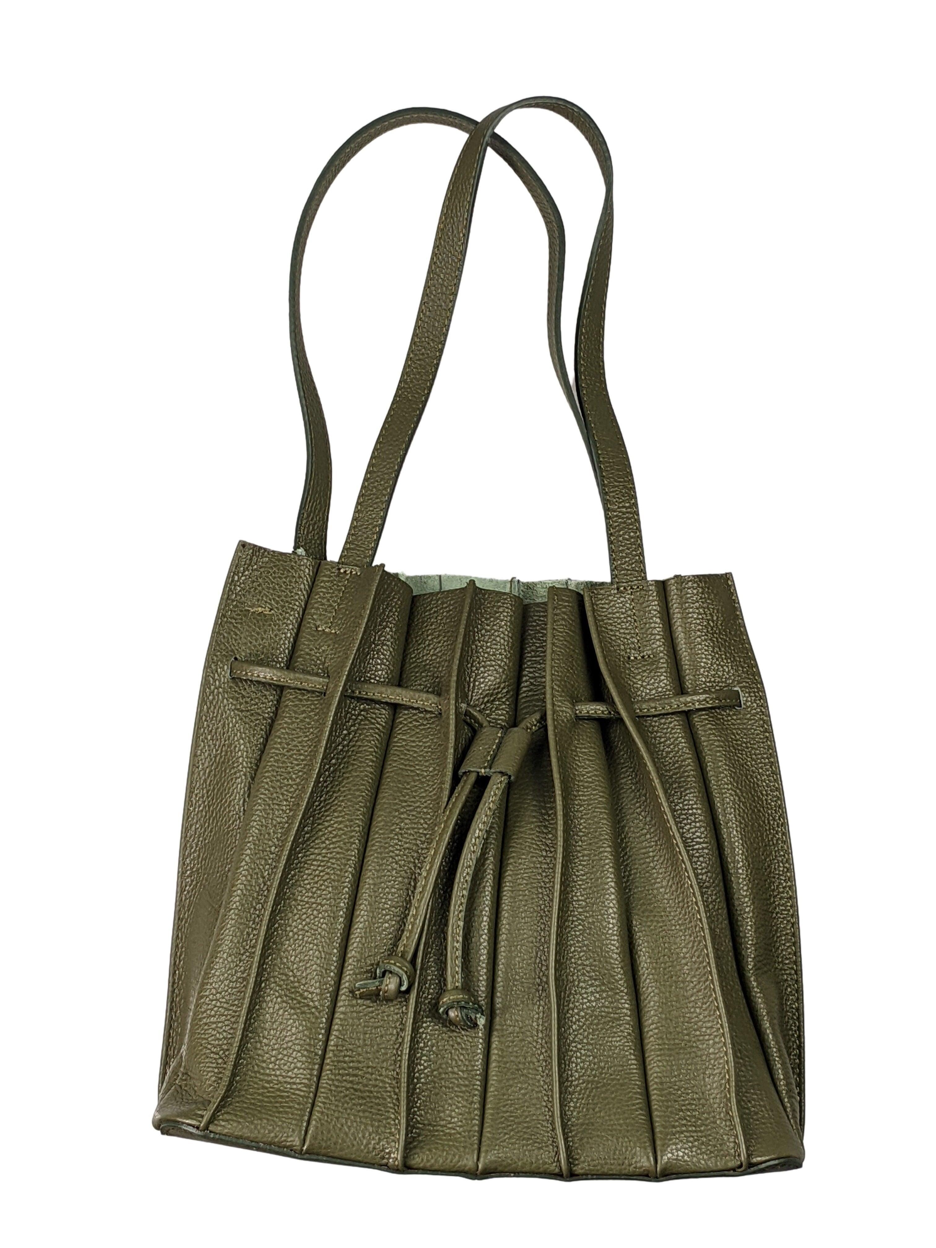 Kolibri Ulm - Handtasche mit Falten und Innenbeutel - kolibri-ulm.de - Accessoires, Damen, Handtasche, Handtaschen, Ledertasche, Ledertaschen, SS22, Tasche, Taschen