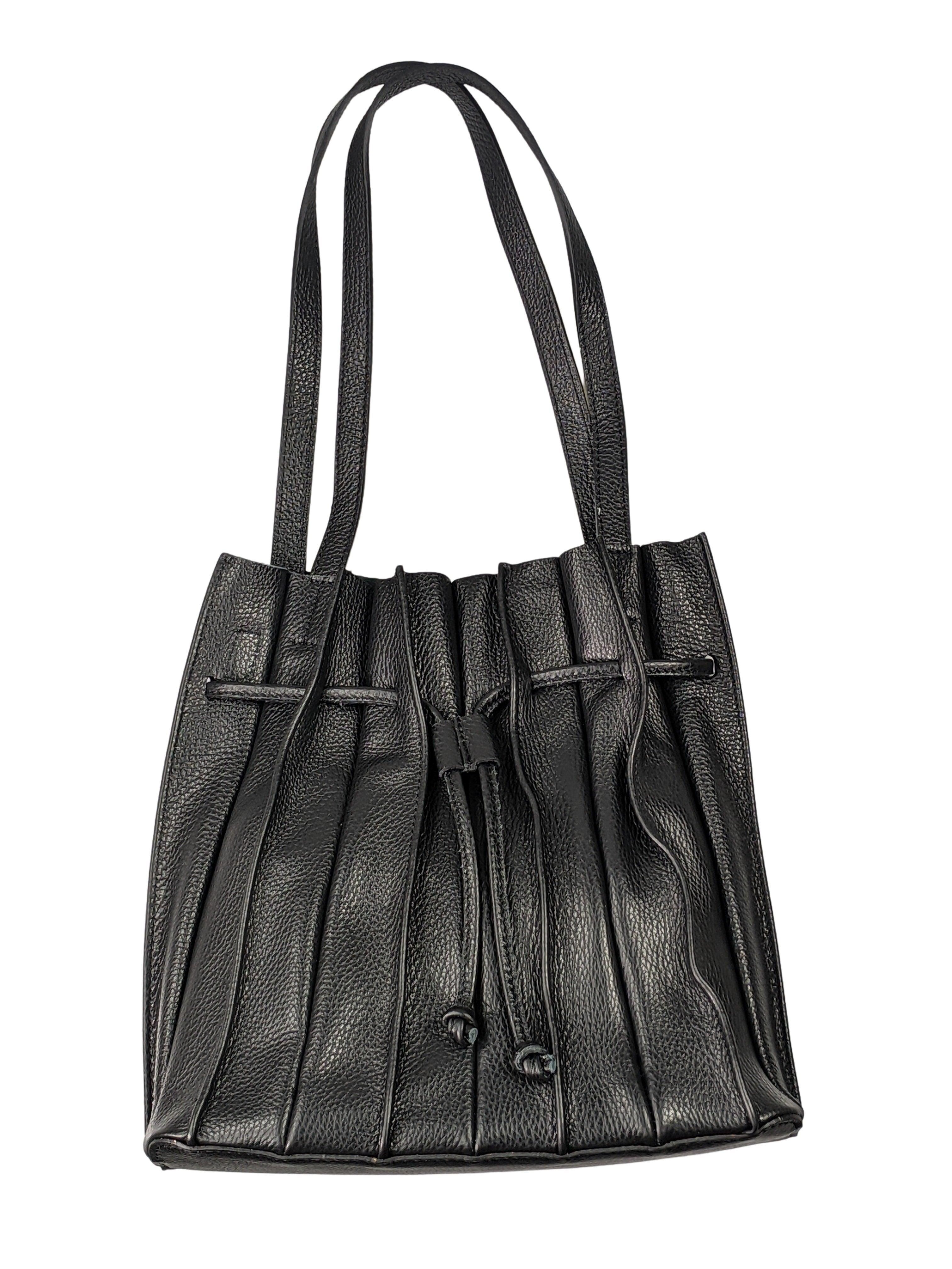 Kolibri Ulm - Handtasche mit Falten und Innenbeutel - kolibri-ulm.de - Accessoires, Damen, Handtasche, Handtaschen, Ledertasche, Ledertaschen, SS22, Tasche, Taschen