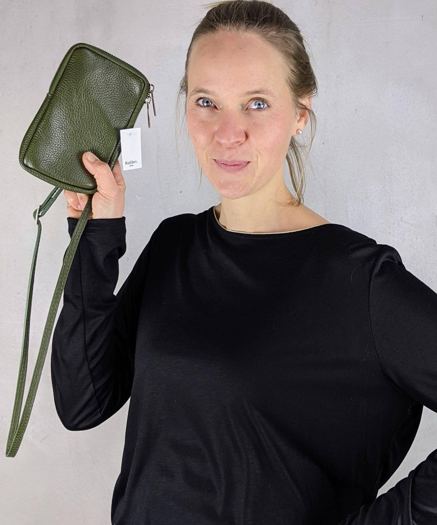 Kolibri Ulm - Handytasche aus Leder - kolibri-ulm.de - Accessoires, Bag, City, Clutch, Damen, Handtasche, Leder, Ledertasche, look1, Party, Schultertasche, Umhängetasche