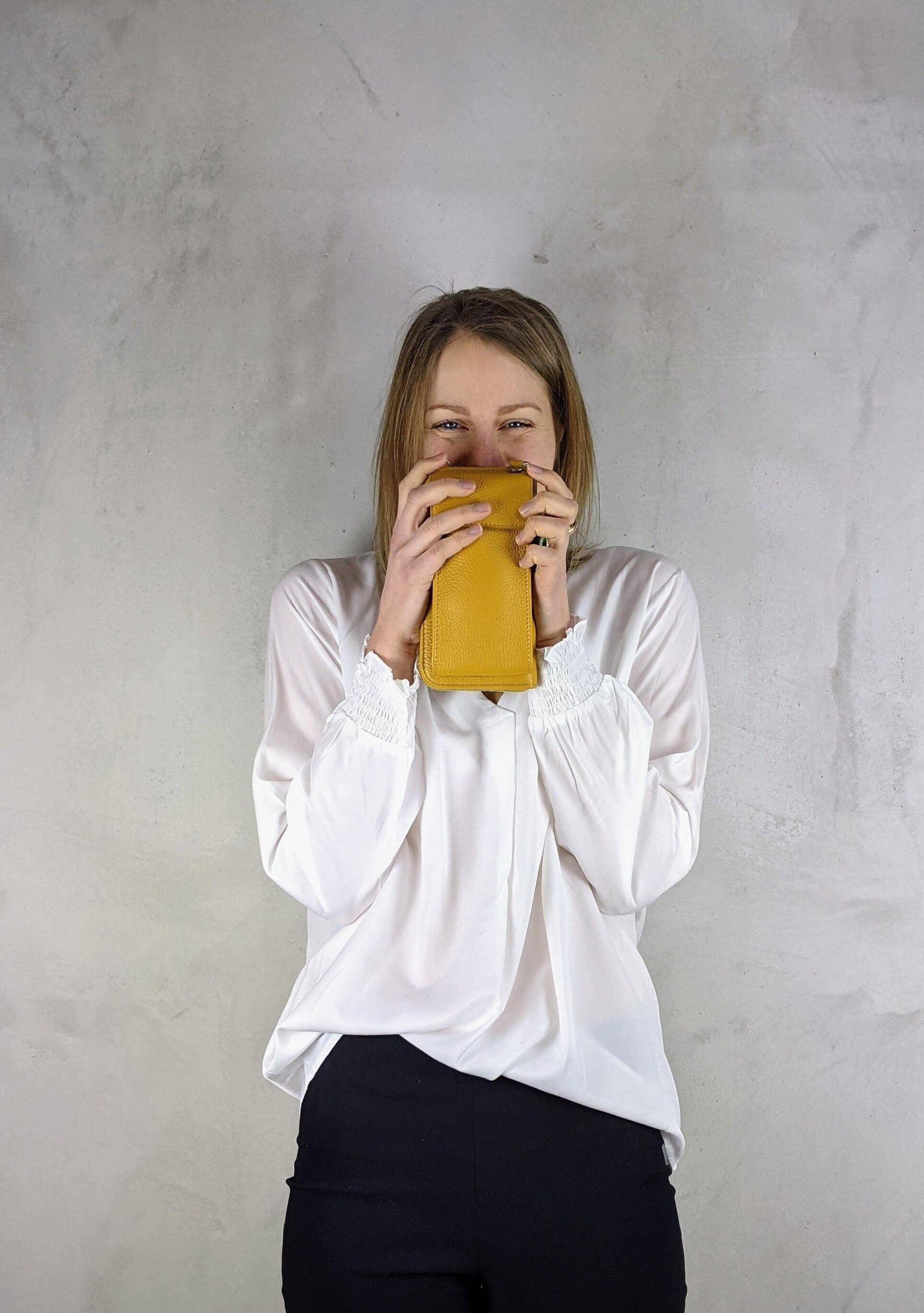 Kolibri Ulm - Handytasche mit Geldbeutel - kolibri-ulm.de - Accessoires, Crossbody, Handtasche, Handytasche, Leder, Ledertadsche, Ledertasche, Umhängetasche