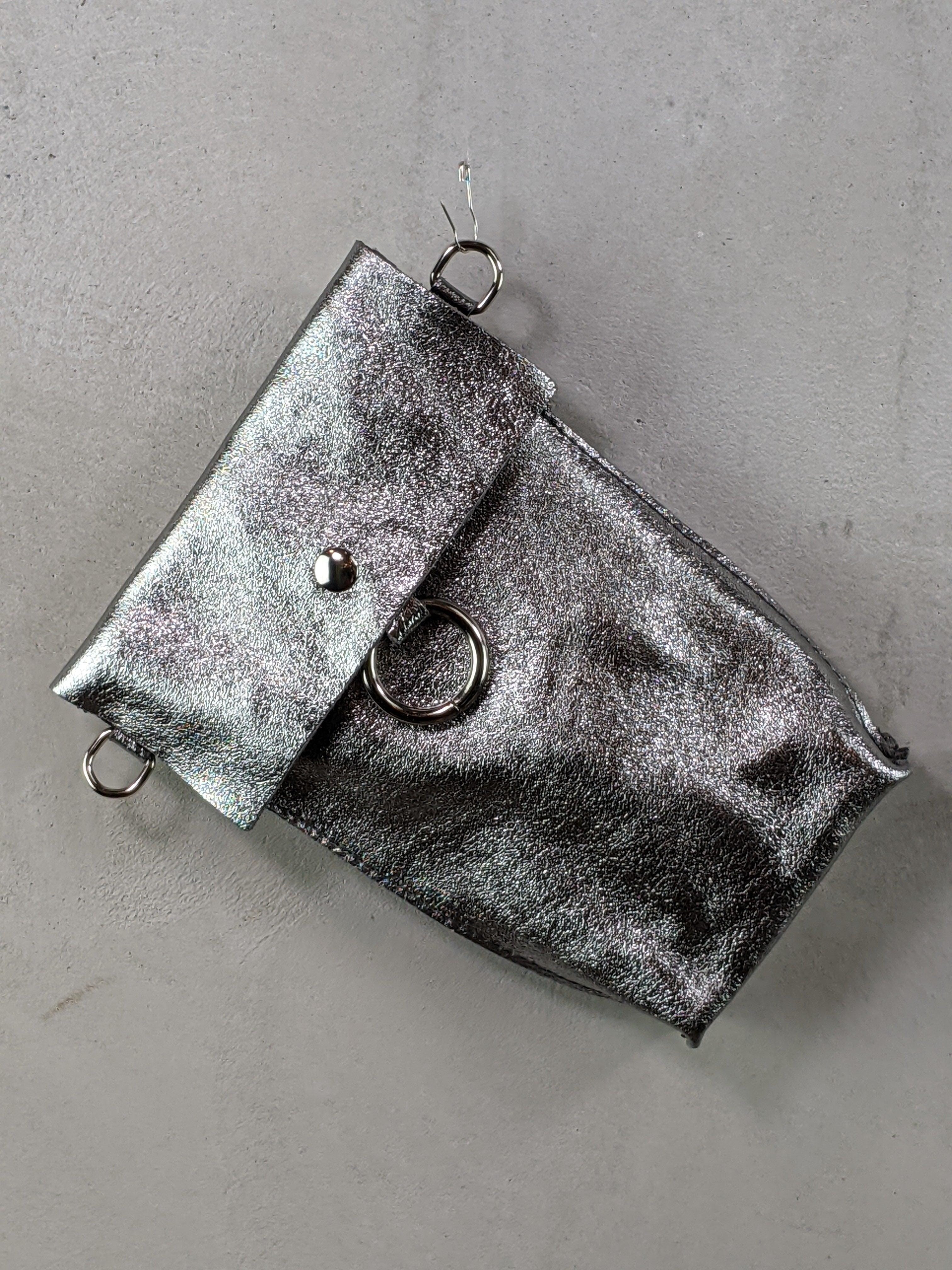 Kolibri Ulm - Handytasche mit Schultergurt - kolibri-ulm.de - Damen, Handtasche, Handy, Handytasche, Leder, Ledertadsche, Ledertasche, Ledertaschen