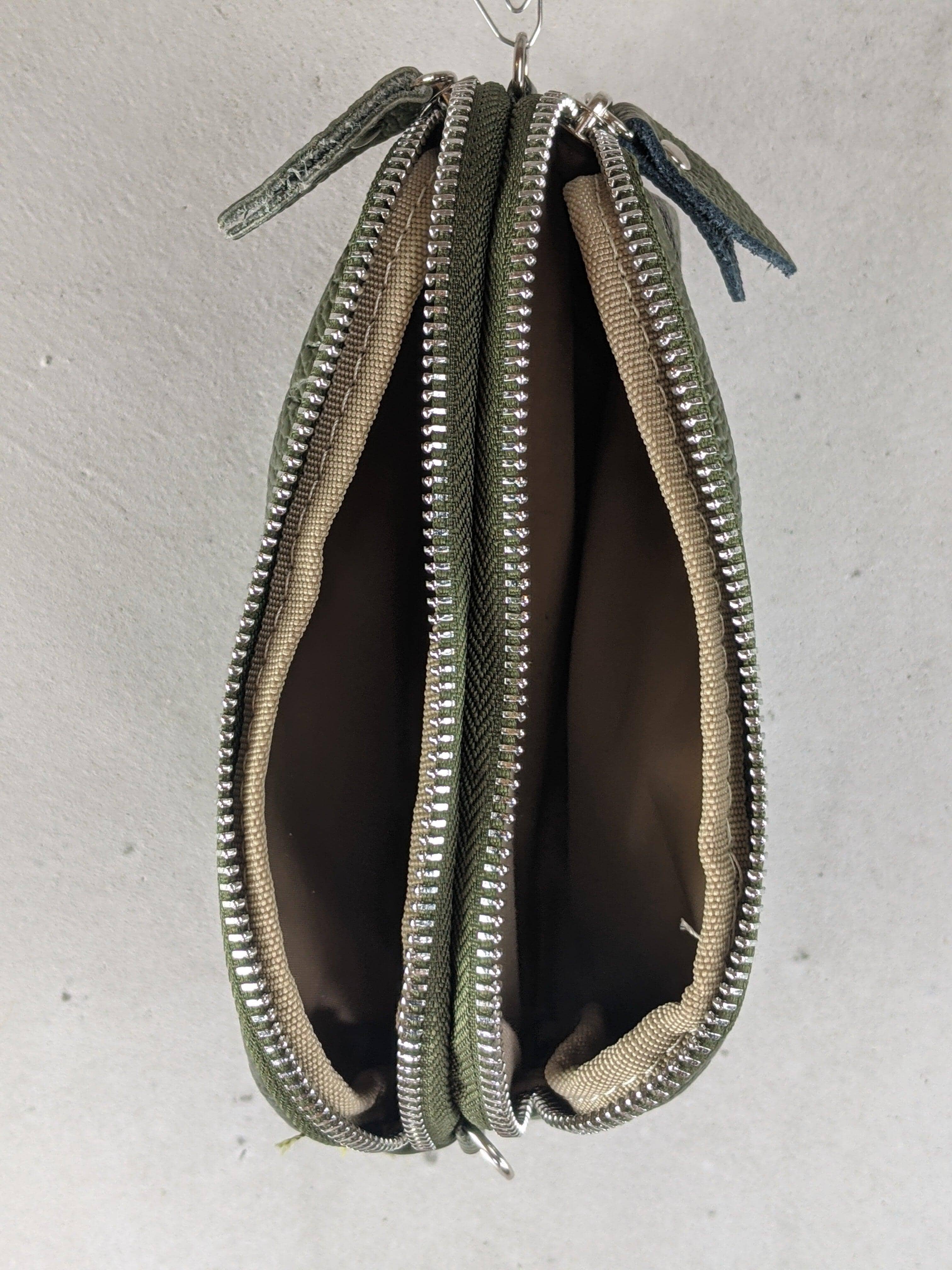 Kolibri Ulm - Kleine Ledertasche mit doppeltem Reißverschluss - kolibri-ulm.de - Accessoires, Bag, Handtasche, Handytasche, Leder, Ledertadsche, Ledertasche, Ledertaschen, Tasche