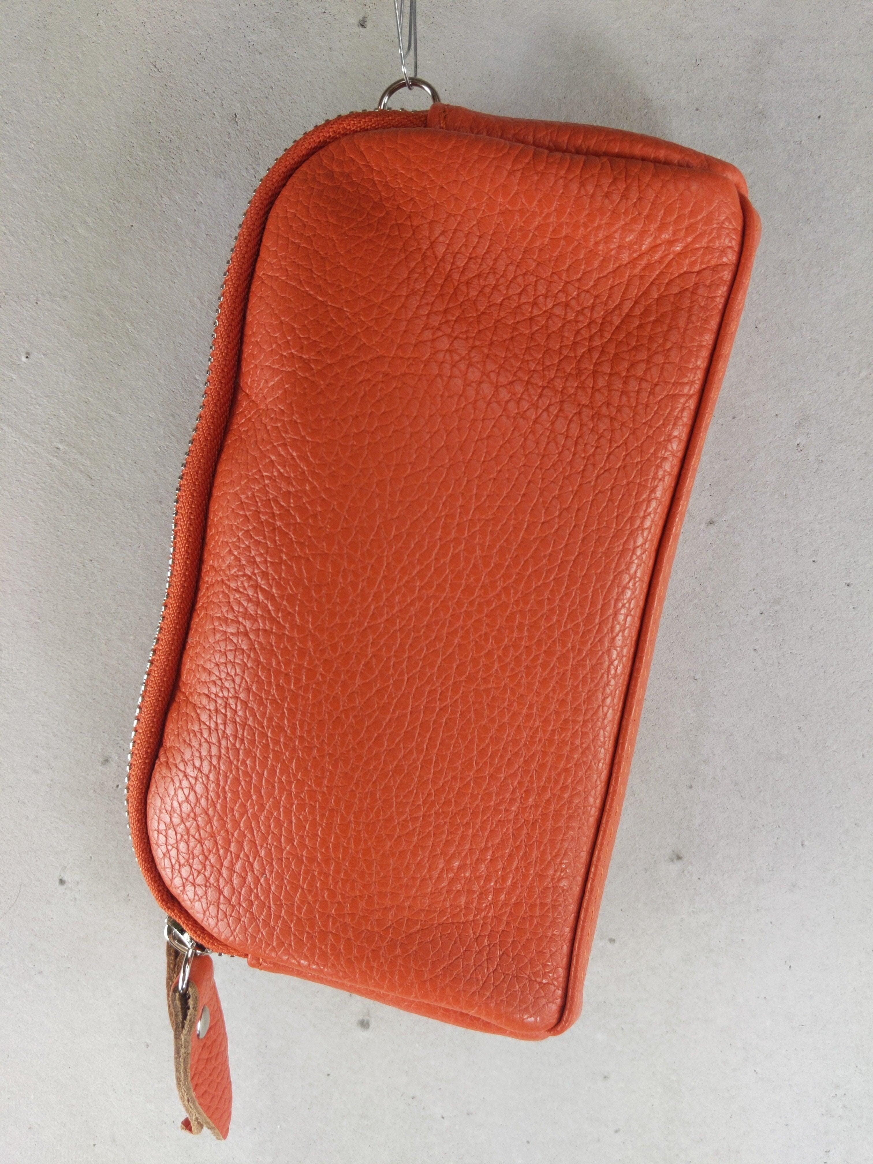 Kolibri Ulm - Kleine Ledertasche mit doppeltem Reißverschluss - kolibri-ulm.de - Accessoires, Bag, Handtasche, Handytasche, Leder, Ledertadsche, Ledertasche, Ledertaschen, Tasche