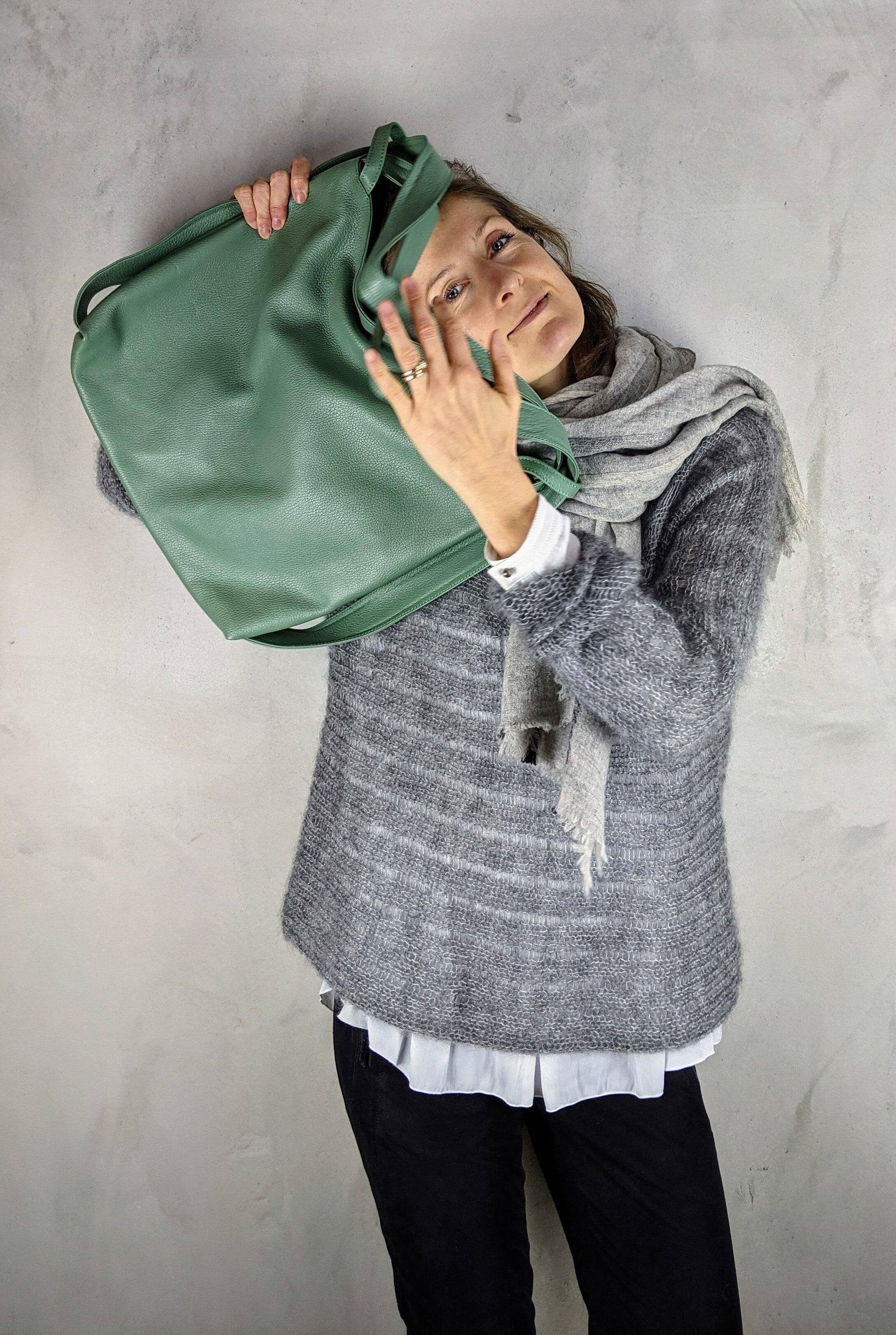 Kolibri Ulm - Rucksack/Handtasche Smart Casual sportlich - kolibri-ulm.de - Accessoires, City, Handtasche, Handytasche, Leder, Ledertadsche, Ledertasche, Rucksack, Umhängetasche