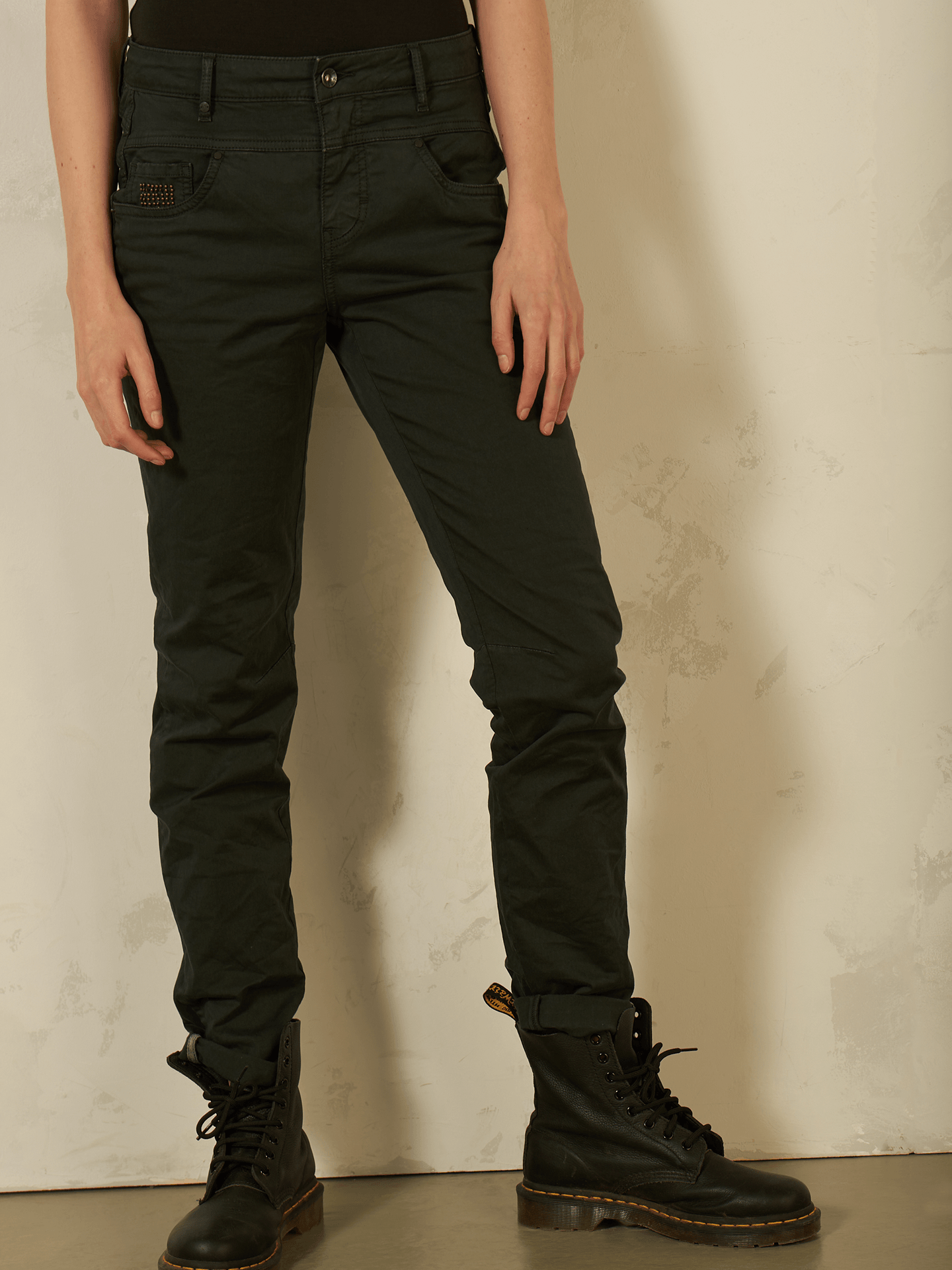 Hose Tapered Long Satin