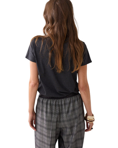 T-Shirt met necklace