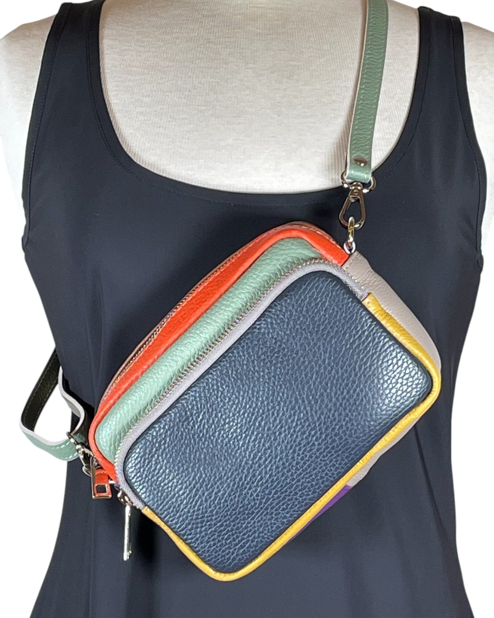 Colorful Bag Tasche Kolibri Ulm Dunkelblau ca.18x7cm 