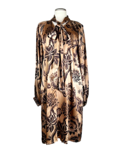 Satinkleid TAPIS Kleid Grace 125 Nougat S 