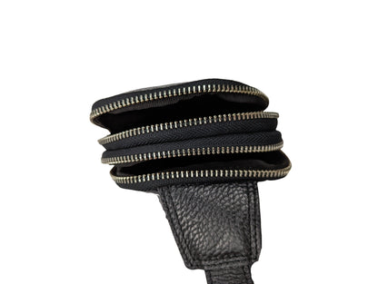 Kolibri Ulm - Crossbody Bag Asymetrisch - kolibri-ulm.de - Accessoires, Damen, Handtasche, Handtaschen, Ledertadsche, Ledertasche, Ledertaschen, Rucksack, Rucksackhandtasche, Rucksackhandtaschen, Rucksäcke, SS22, Tasche, Taschen