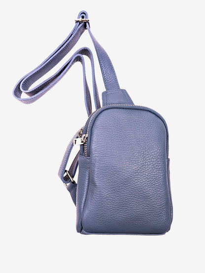 Kolibri Ulm - Crossbody Bag Asymetrisch - kolibri-ulm.de - Accessoires, Damen, Handtasche, Handtaschen, Ledertadsche, Ledertasche, Ledertaschen, Rucksack, Rucksackhandtasche, Rucksackhandtaschen, Rucksäcke, SS22, Tasche, Taschen