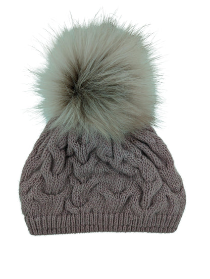 Gebeana - Mütze Zopfmuster mit Fleece u. Webpelzpompon - kolibri-ulm.de - Accessoires, Damen, Kappe, Kappen, Kopfbedeckung, Mütze, Mützen, Strick, Textilien, WS22