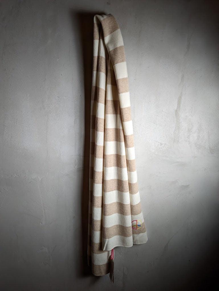 Lieblingsstück - Schal VanillaL - kolibri-ulm.de - Accessoires, Schals, Schals& Tücher, Wollschals, WS22