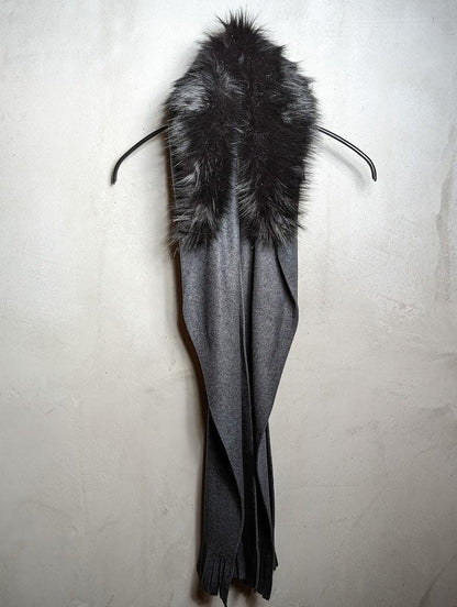 Schalhaube aus Fleece mit Fransen