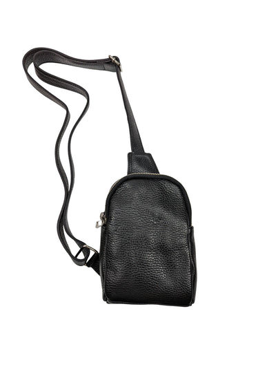 Kolibri Ulm - Crossbody Bag Asymetrisch - kolibri-ulm.de - Accessoires, Damen, Handtasche, Handtaschen, Ledertadsche, Ledertasche, Ledertaschen, Rucksack, Rucksackhandtasche, Rucksackhandtaschen, Rucksäcke, SS22, Tasche, Taschen