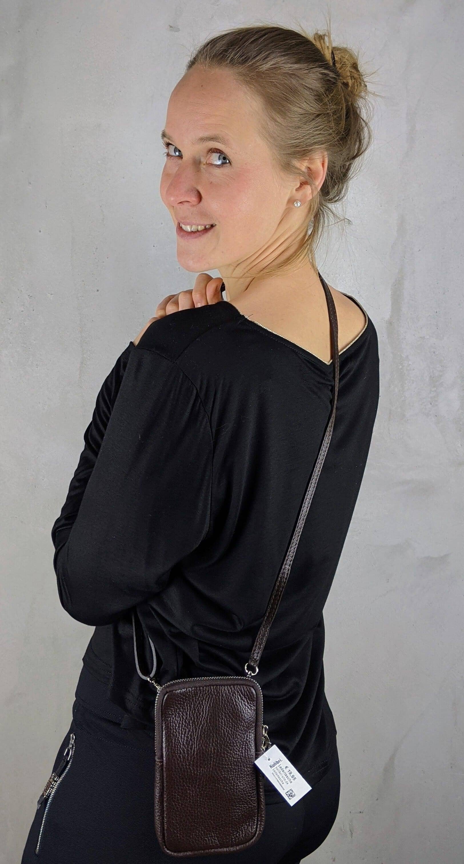 Kolibri Ulm - Handytasche aus Leder - kolibri-ulm.de - Accessoires, Bag, City, Clutch, Damen, Handtasche, Leder, Ledertasche, look1, Party, Schultertasche, Umhängetasche