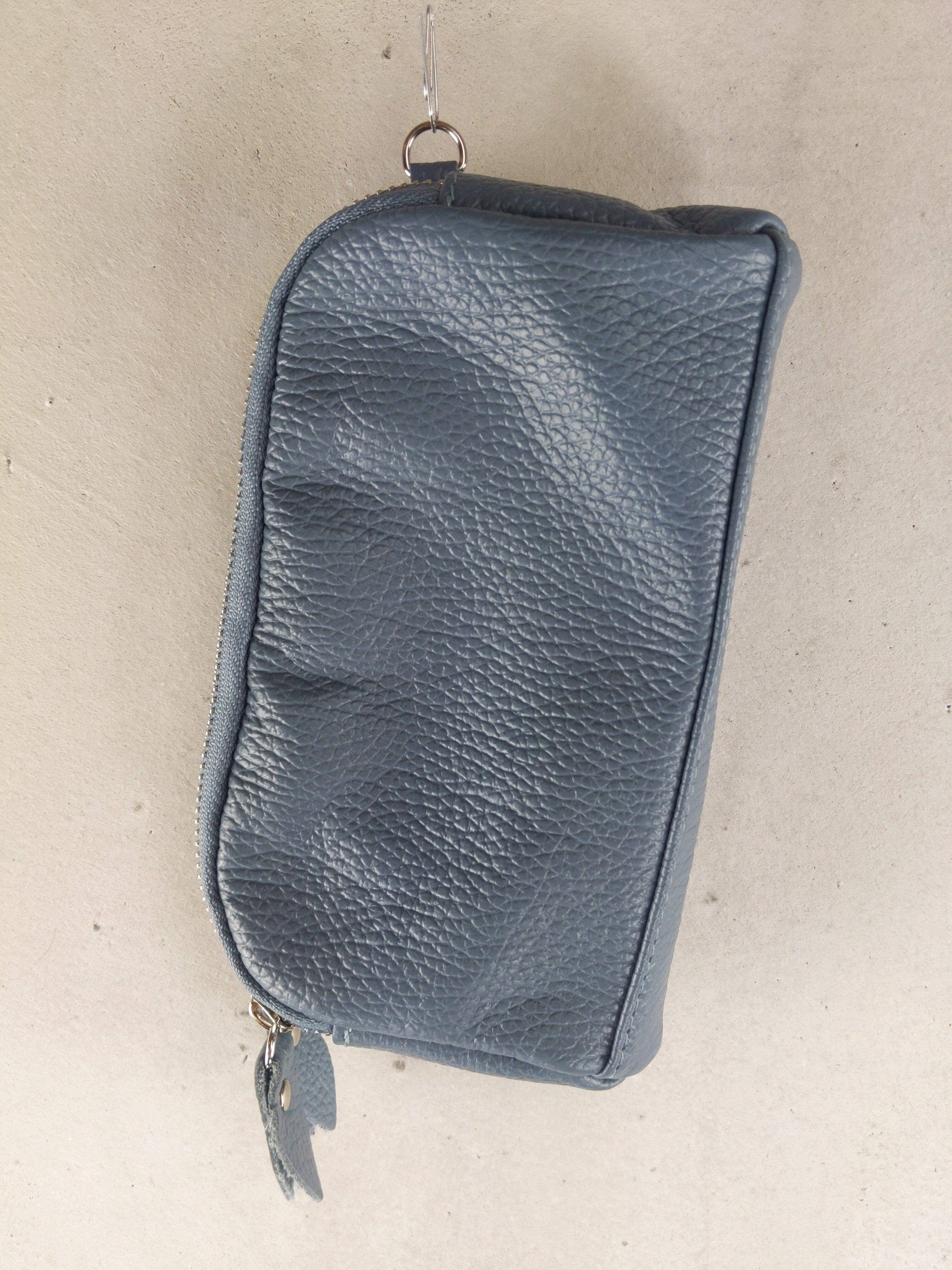 Kolibri Ulm - Kleine Ledertasche mit doppeltem Reißverschluss - kolibri-ulm.de - Accessoires, Bag, Handtasche, Handytasche, Leder, Ledertadsche, Ledertasche, Ledertaschen, Tasche