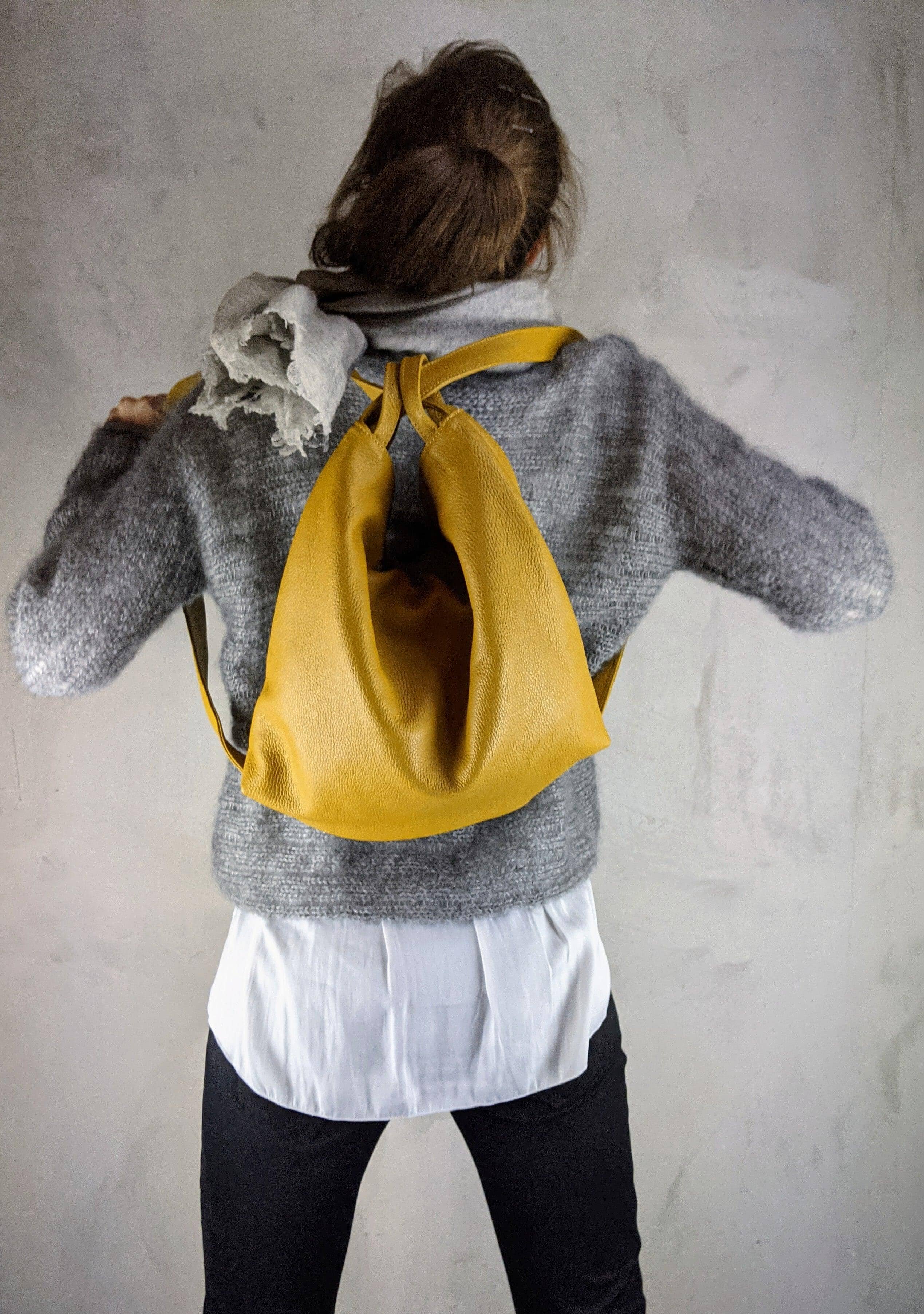 Kolibri Ulm - Rucksack/Handtasche Smart Casual sportlich - kolibri-ulm.de - Accessoires, City, Handtasche, Handytasche, Leder, Ledertadsche, Ledertasche, Rucksack, Umhängetasche